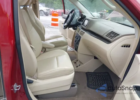 2010 Volkswagen Routan Se из США, поврежденный, VIN 2V4RW3D14AR186648